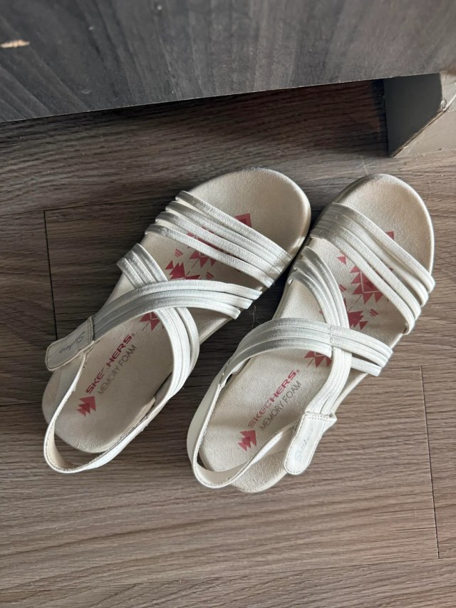 Clean sandals.