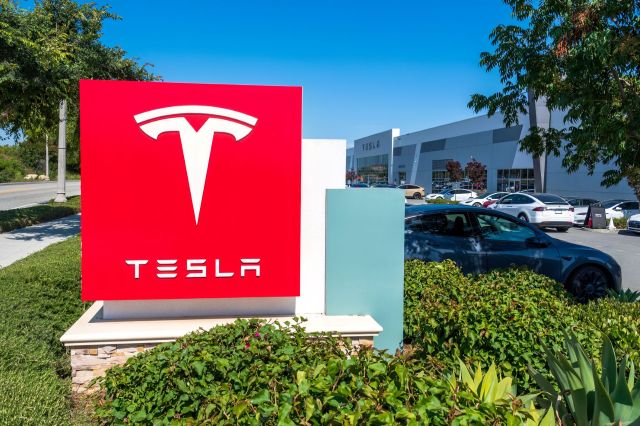 A Tesla sign.