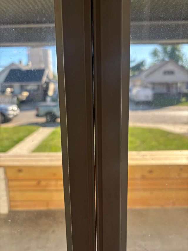A gap between windows.