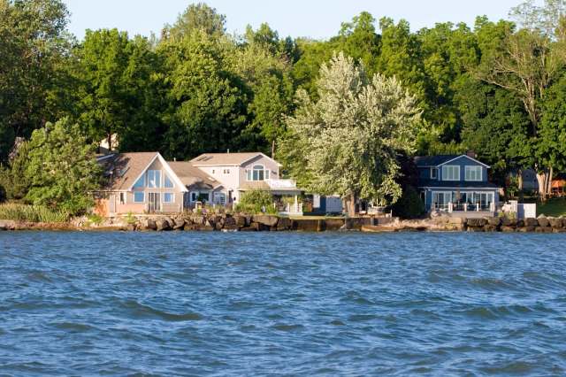 Homes on a lake.